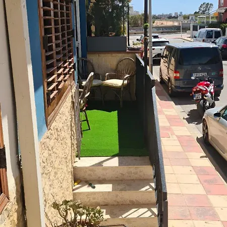 Zanzibar Relax En Valencia A 100 M De La Playa Puçol